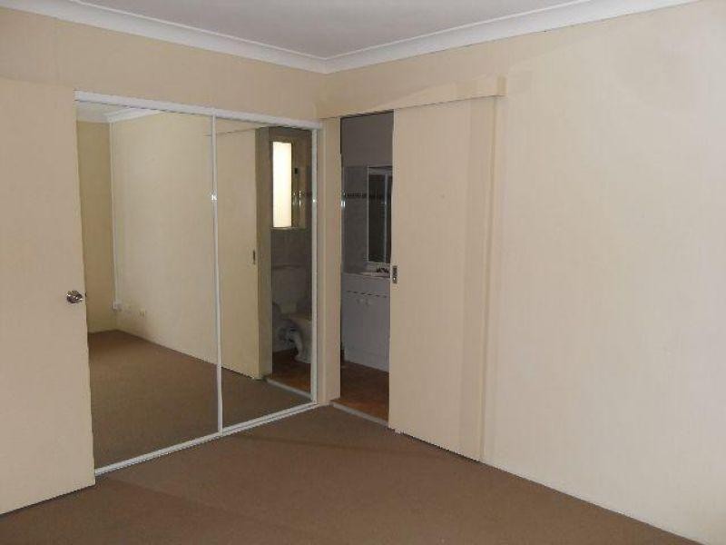 2/30 Noela Street, Coorparoo QLD 4151