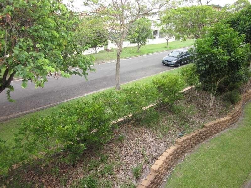 3/5 Mount Street, Greenslopes QLD 4120