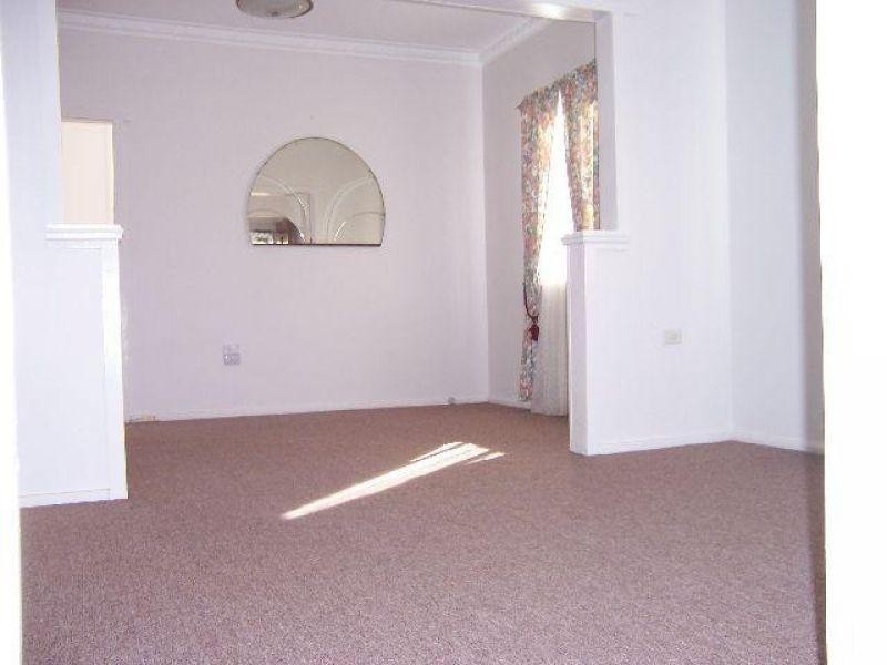 11 Garden Street, Greenslopes QLD 4120