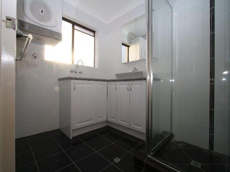 6/26 Raby Road, Coorparoo QLD 4151