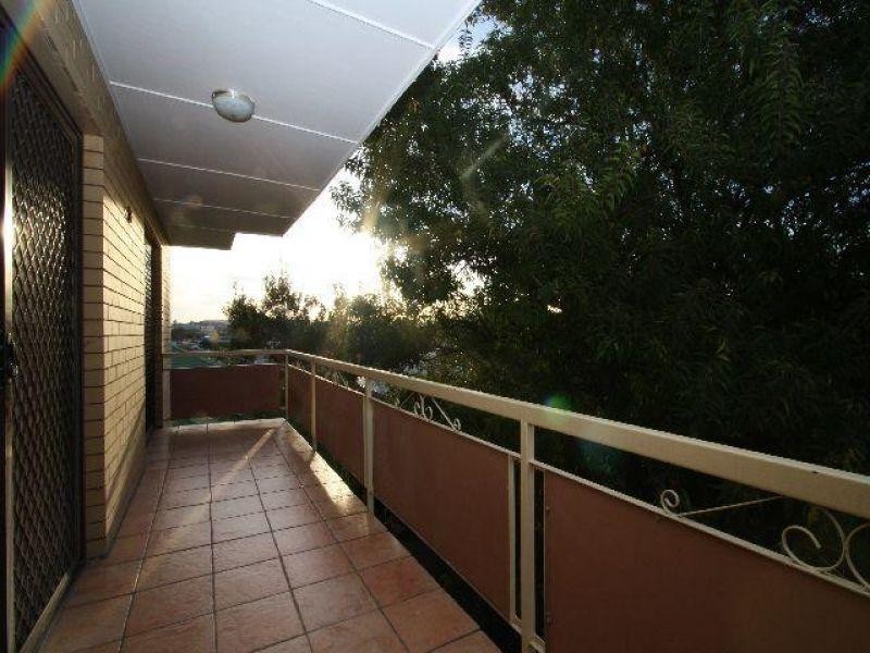 6/26 Raby Road, Coorparoo QLD 4151