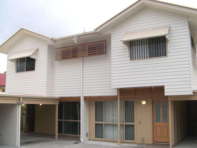 2/24 Dansie Street, Greenslopes QLD 4120