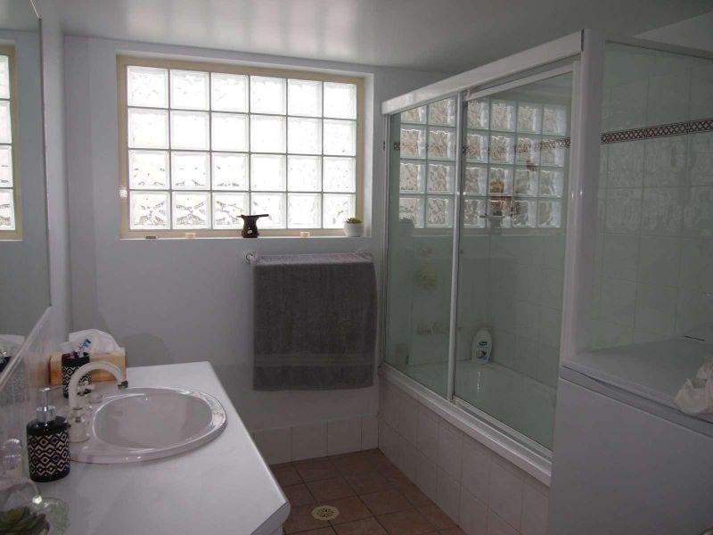 3/64 Miles Street, Hawthorne QLD 4171