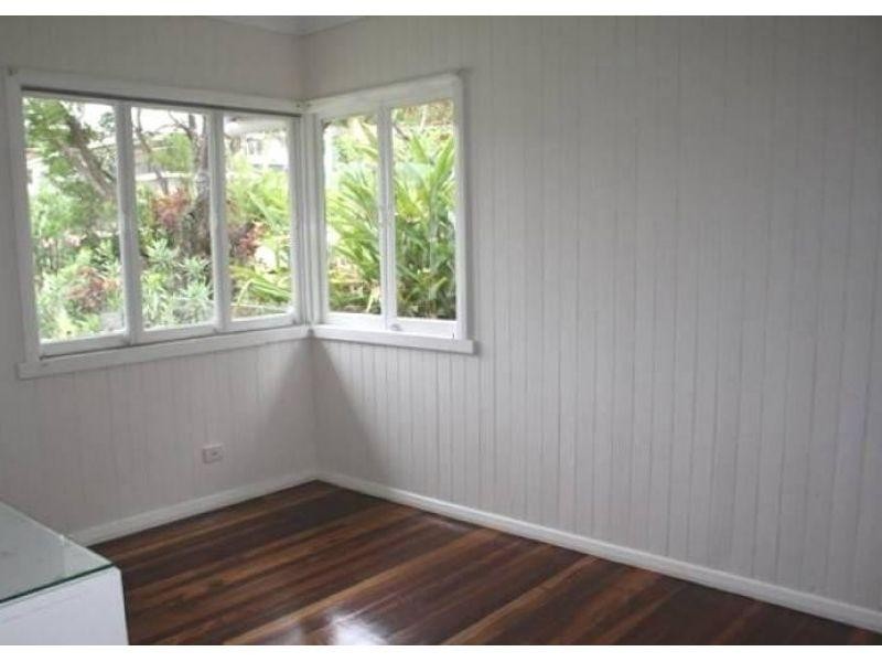 57 Greens Road, Coorparoo QLD 4151