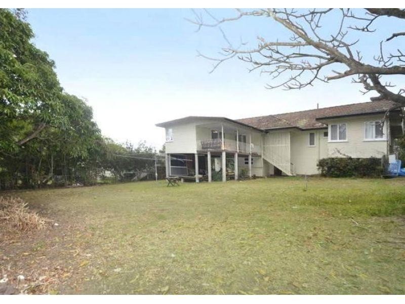 57 Greens Road, Coorparoo QLD 4151