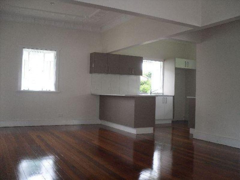 45 Reuben Street, Holland Park QLD 4121