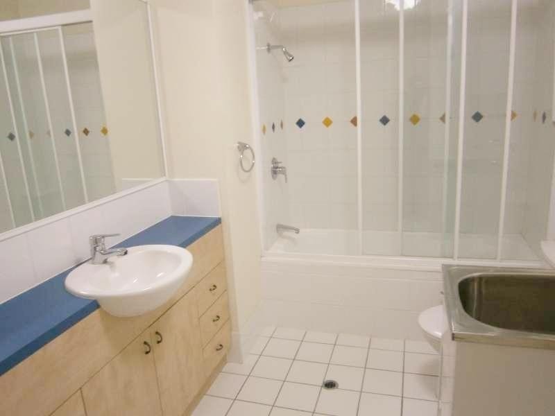 11/24 Grosvenor Street, Balmoral QLD 4171