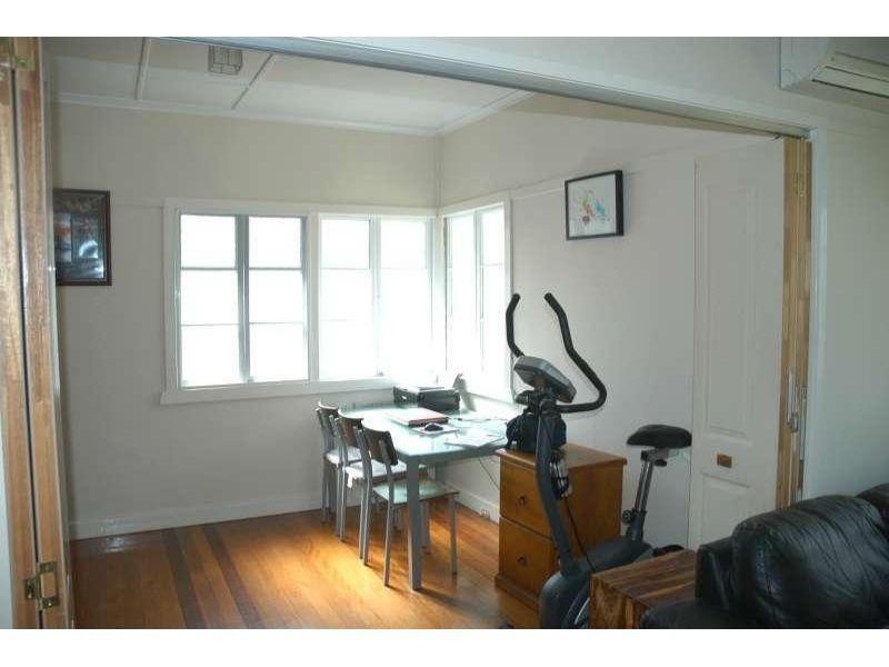 38 Mar Street, Holland Park QLD 4121