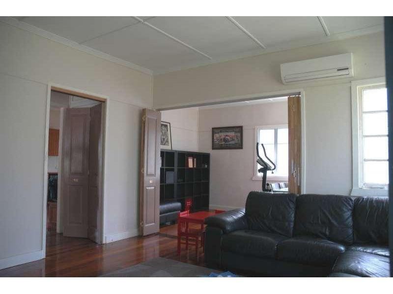 38 Mar Street, Holland Park QLD 4121