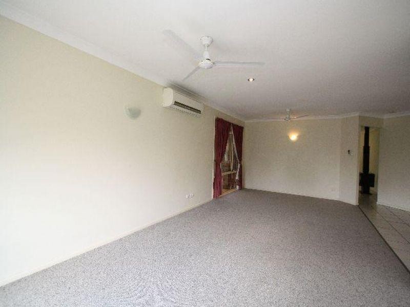 6 Bluebell Place, Calamvale QLD 4116