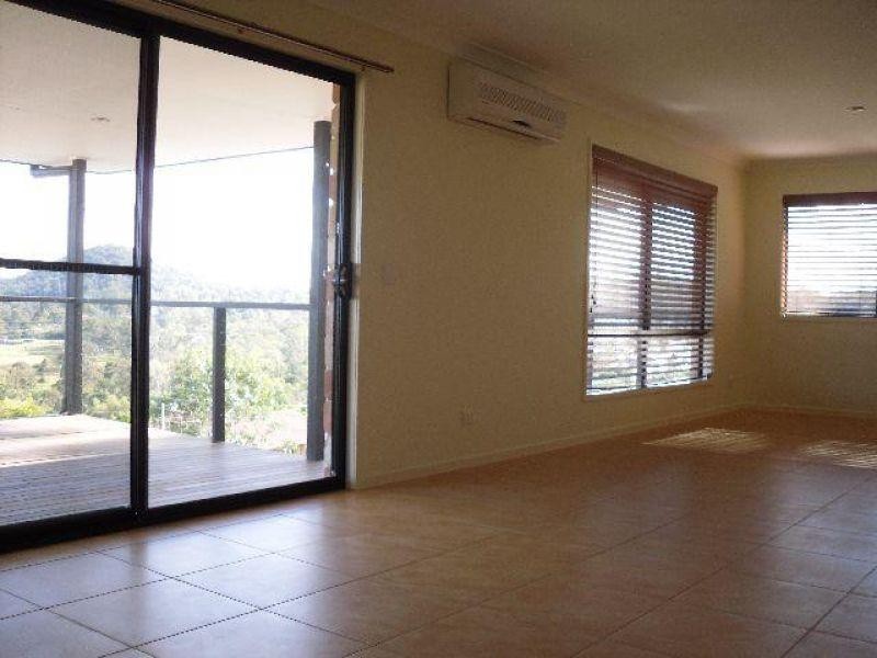 26 Lenna Court, Mount Warren Park QLD 4207