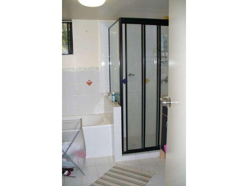 9/13 Vectis Street, Norman Park QLD 4170