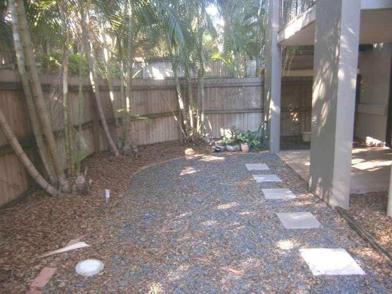 9/13 Vectis Street, Norman Park QLD 4170