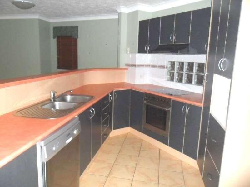 9/13 Vectis Street, Norman Park QLD 4170