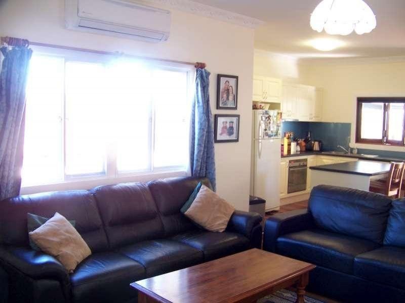 71 Crump Street, Holland Park West QLD 4121