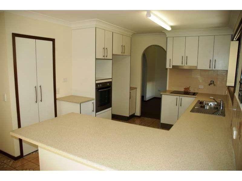 6 Seafern Street, Sunnybank Hills QLD 4109