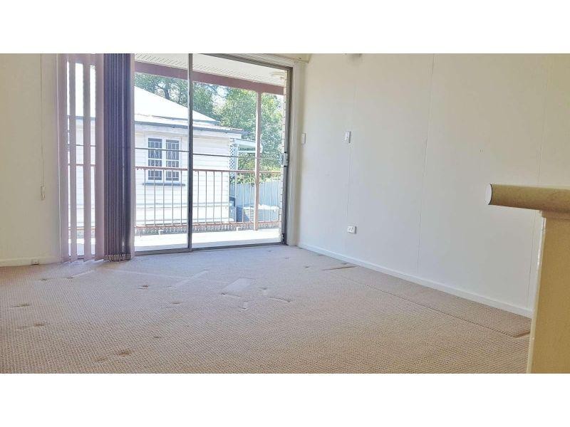 2/70 Peach Street, Greenslopes QLD 4120