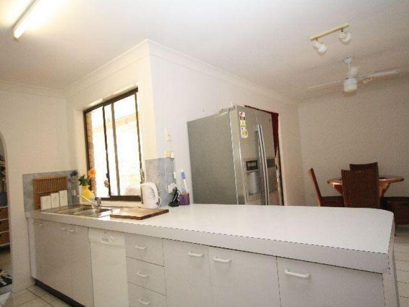 69 Chatsworth Circuit, Capalaba QLD 4157