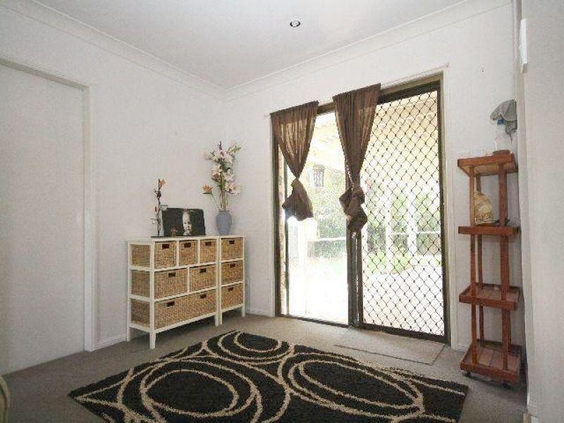 69 Chatsworth Circuit, Capalaba QLD 4157