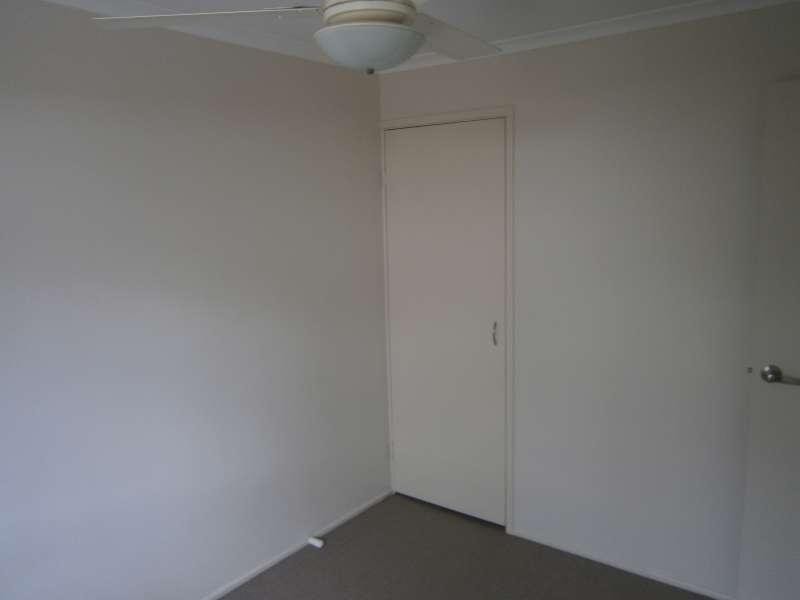 3/2 Tingi Avenue, Tanah Merah QLD 4128