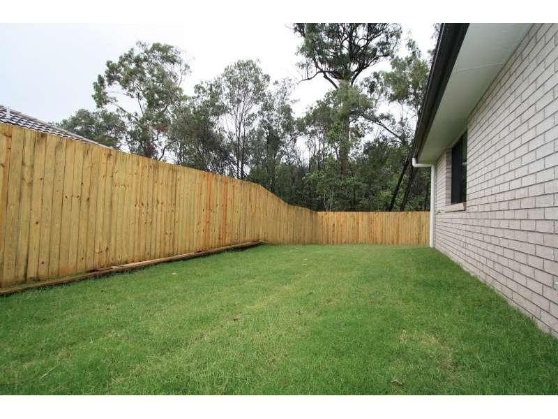 5 Prestige Drive, Marsden QLD 4132