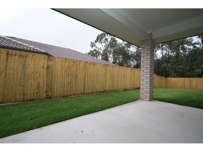 5 Prestige Drive, Marsden QLD 4132