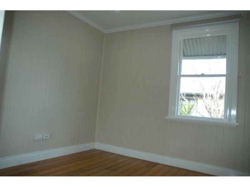 2/53 Raby Road, Coorparoo QLD 4151