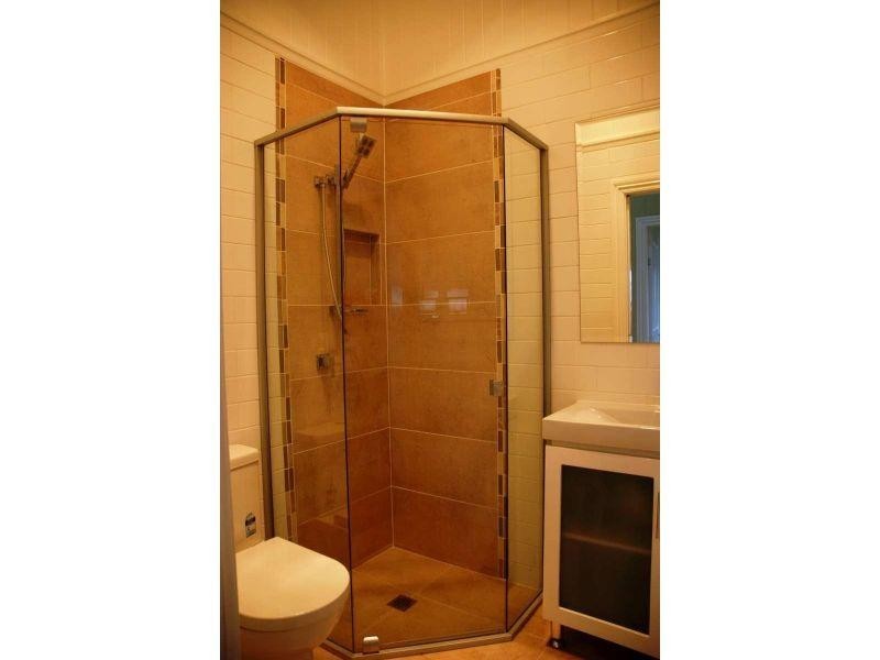 2/53 Raby Road, Coorparoo QLD 4151