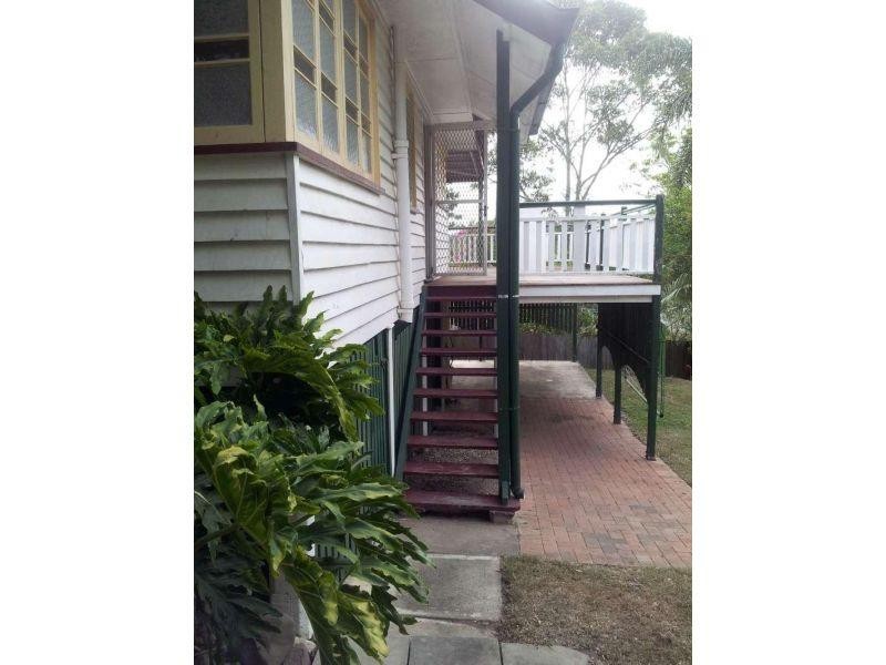 52 Greens Road, Coorparoo QLD 4151