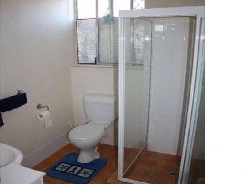 2/245 Pickering Street, Gaythorne QLD 4051