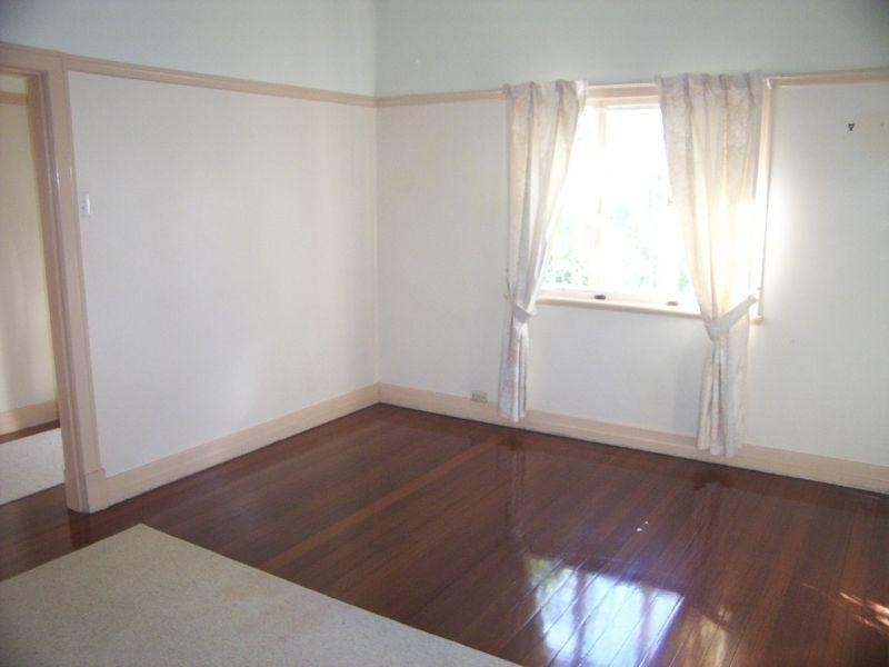 1 Hartley Street, Camp Hill QLD 4152