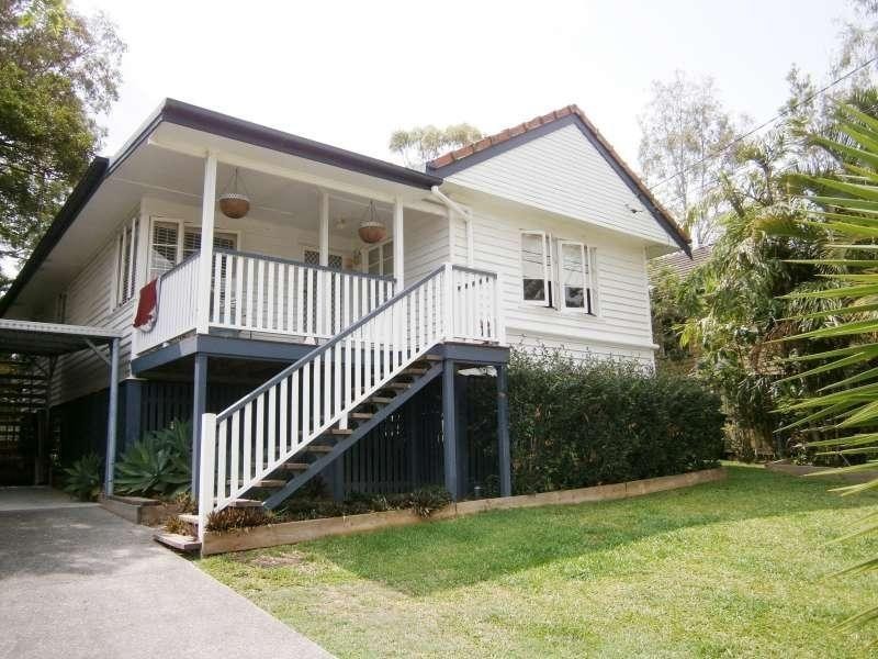 42 Capella Street, Coorparoo QLD 4151