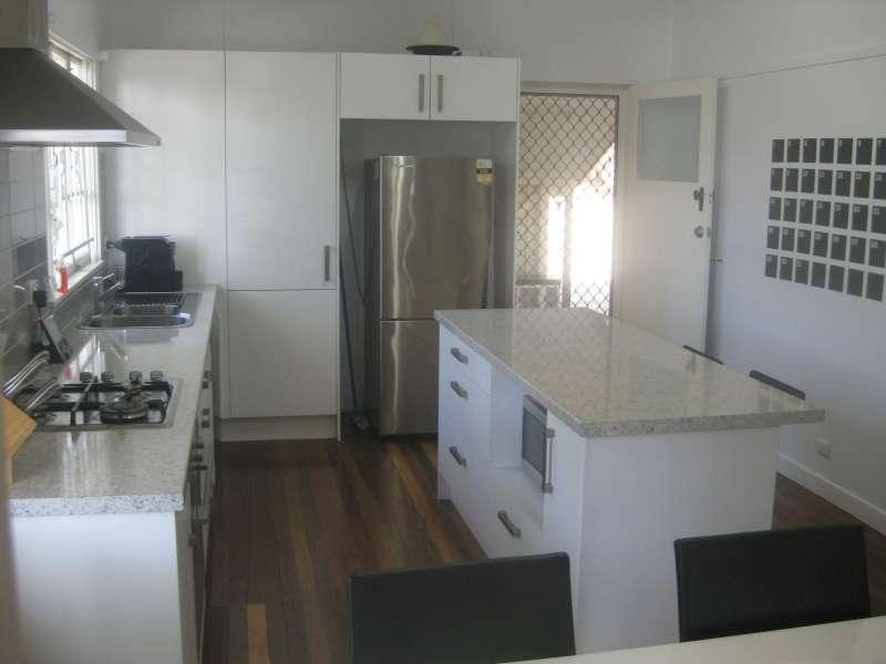 42 Capella Street, Coorparoo QLD 4151