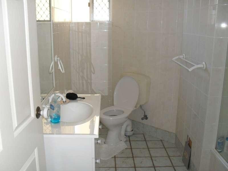 2/15 Nelson Street, Yeronga QLD 4104