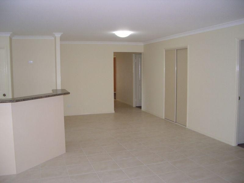25 Grange Street, Calamvale QLD 4116