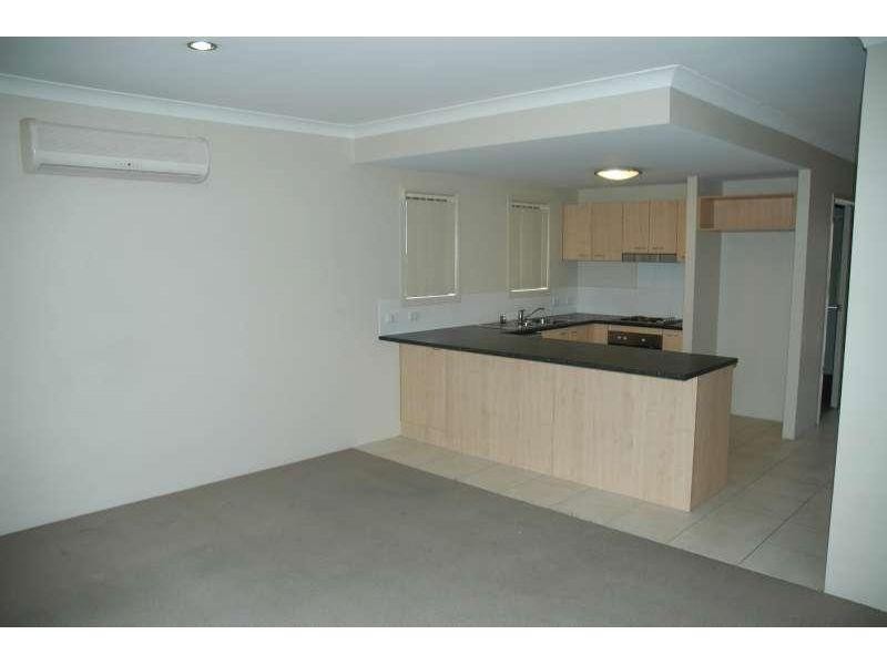 10/126 Logan Street, Eagleby QLD 4207