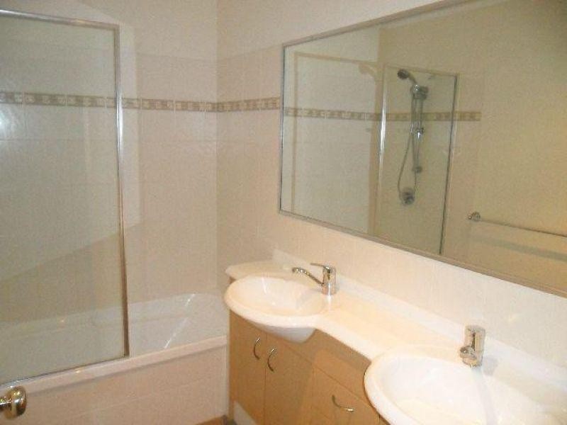 3/96-98 Marquis Street, Greenslopes QLD 4120