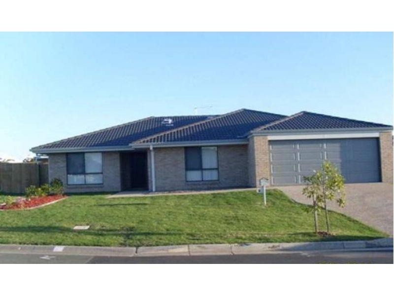 2 Sandpiper Circuit, Eagleby QLD 4207