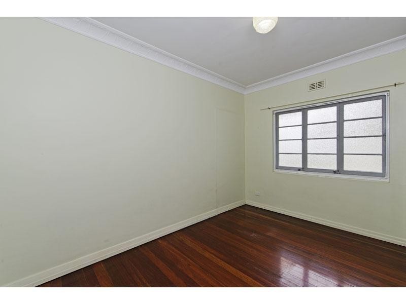 39 Chermside Street, Highgate Hill QLD 4101