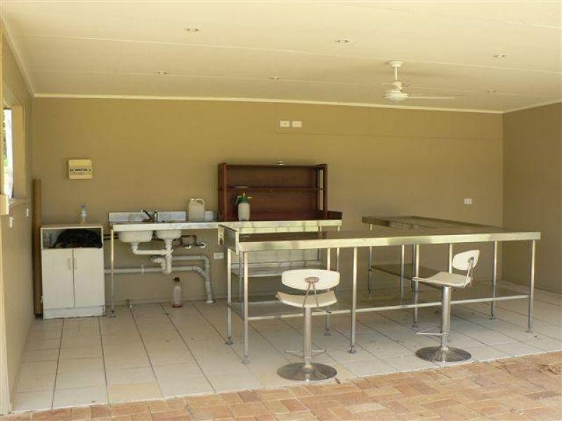 1 Boston Road, Belmont QLD 4153