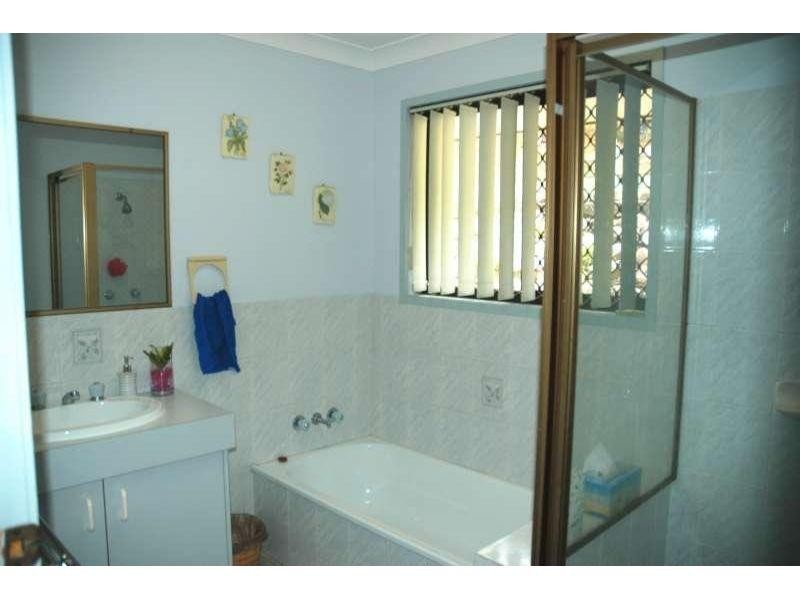 7 Paisley Court, Mount Warren Park QLD 4207