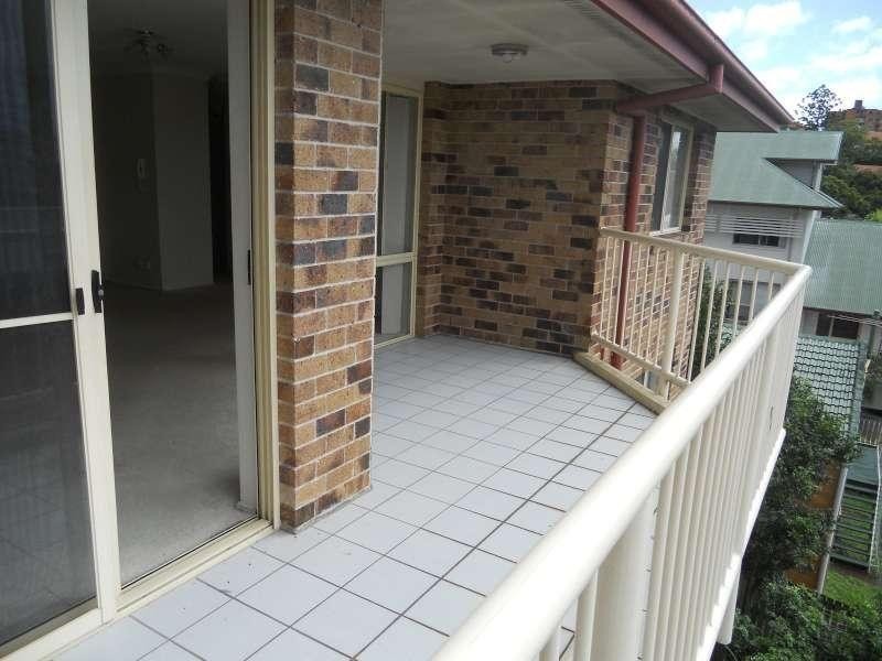 4/81 Scott Road, Herston QLD 4006