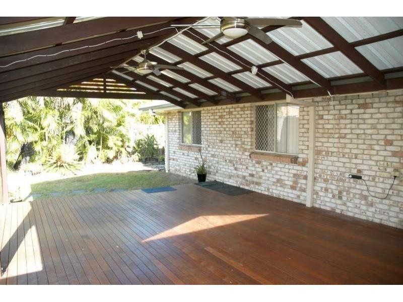 17 Glenlee Place, Parkinson QLD 4115