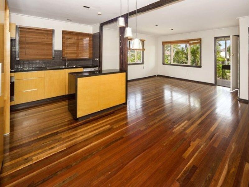 37 Amoria Street, Mansfield QLD 4122