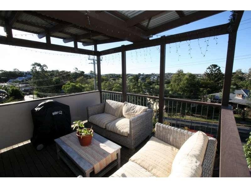 25a Hipwood Street, Norman Park QLD 4170