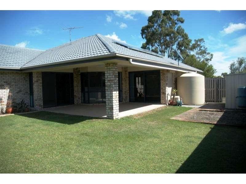 4 Apsley Crescent, Parkinson QLD 4115