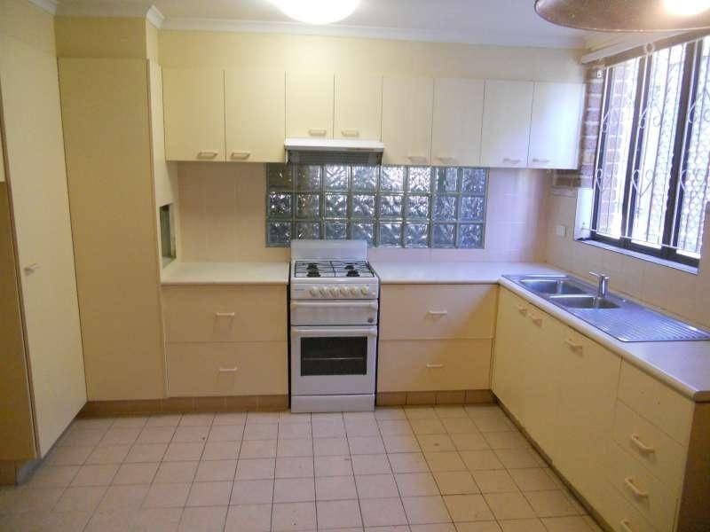 32A Knowsley Street, Greenslopes QLD 4120