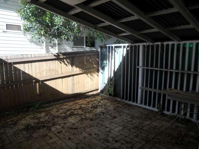 120 Marshall Road, Holland Park West QLD 4121