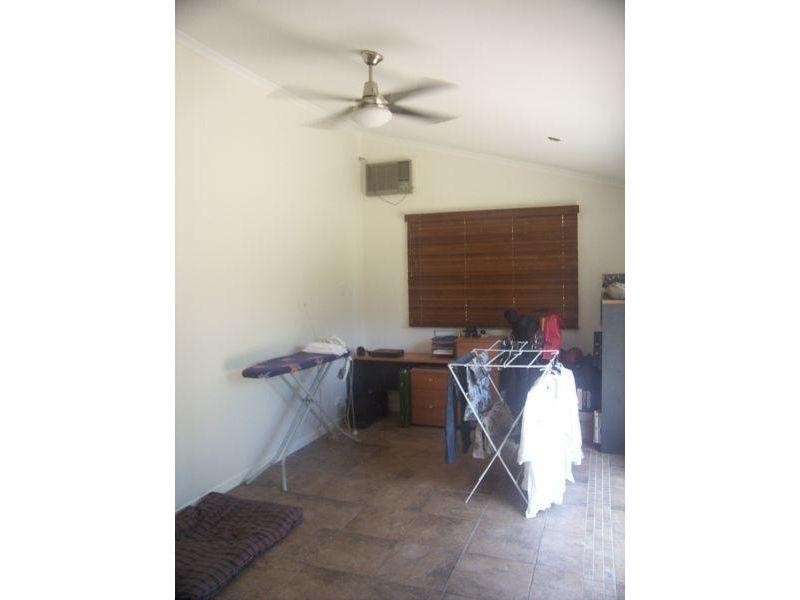 64 Illidge Street, Coorparoo QLD 4151