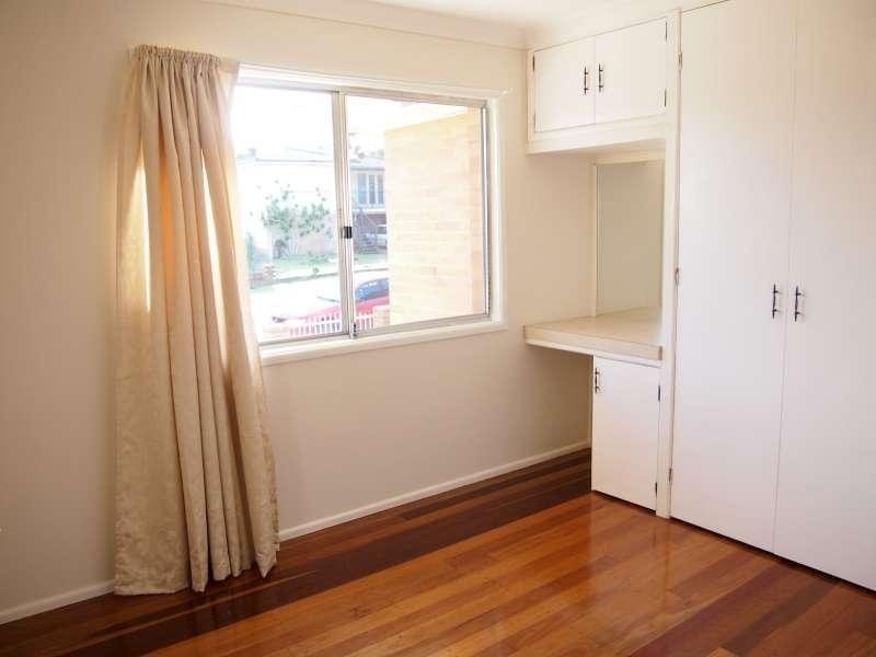 11 Pine Drive, Woodridge QLD 4114